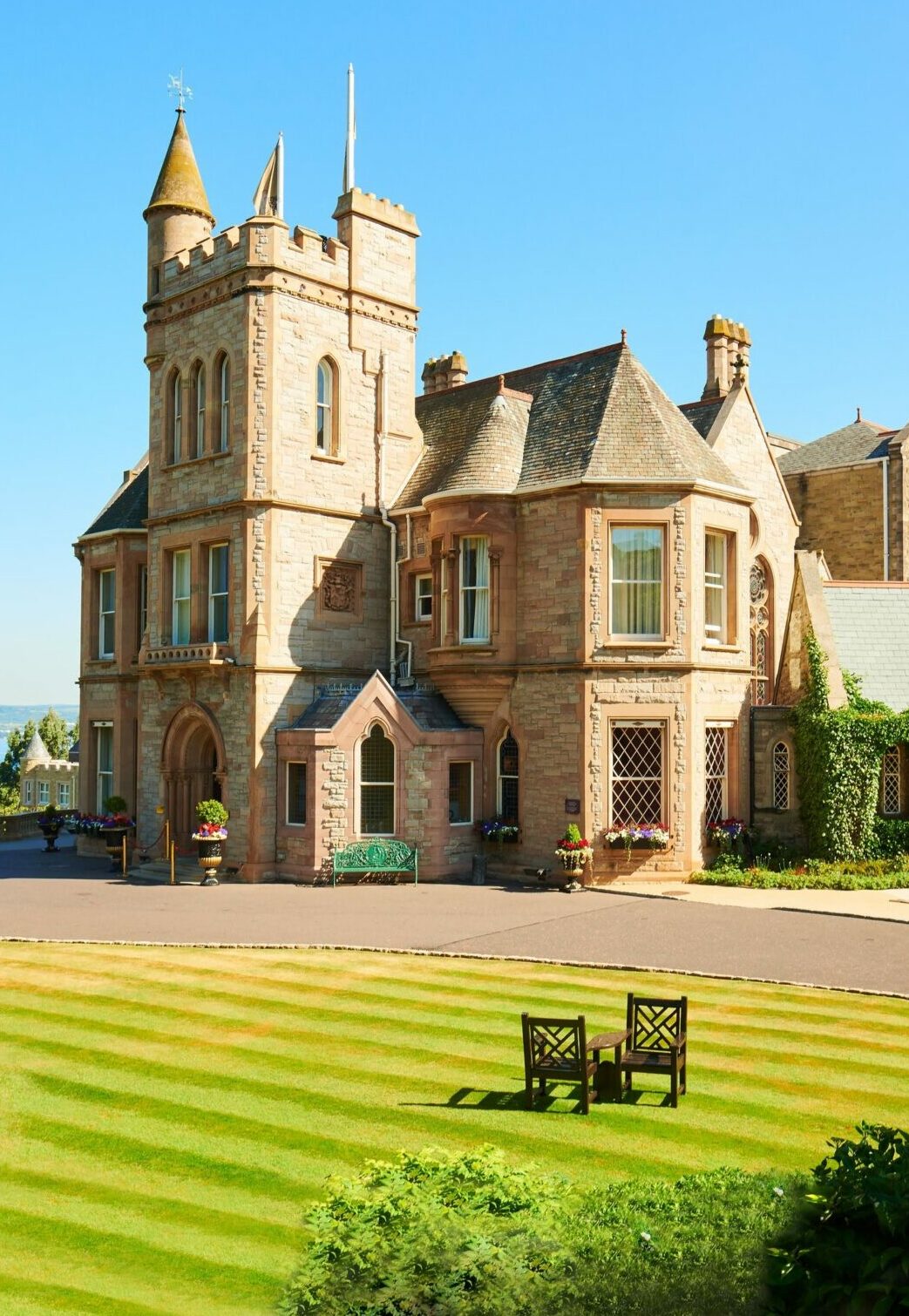 Holywood Clinic debuts at The Culloden Estate