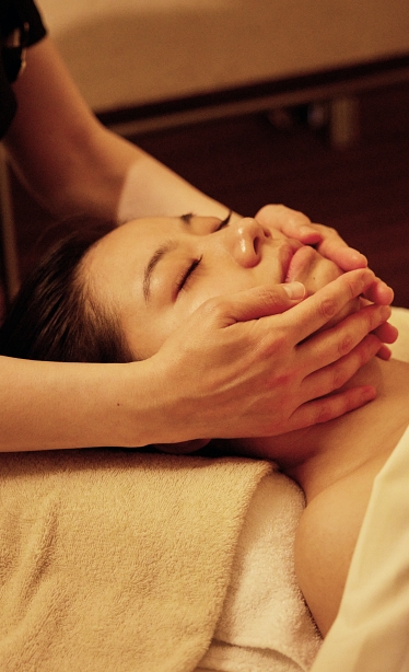 ishga to debut in Japan at Four Seasons Hotel Tokyo