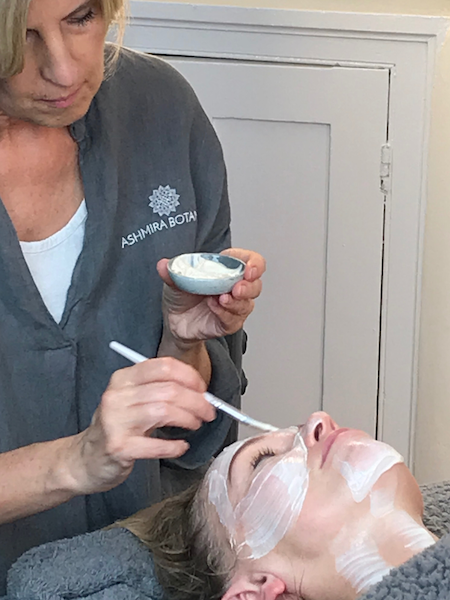 Ashmira Botanica launches TCM-inspired signature treatment
