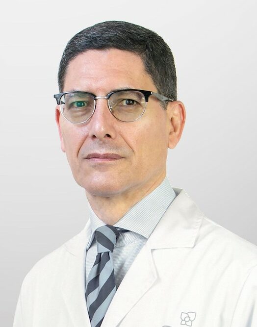 Dr Vicente Mera