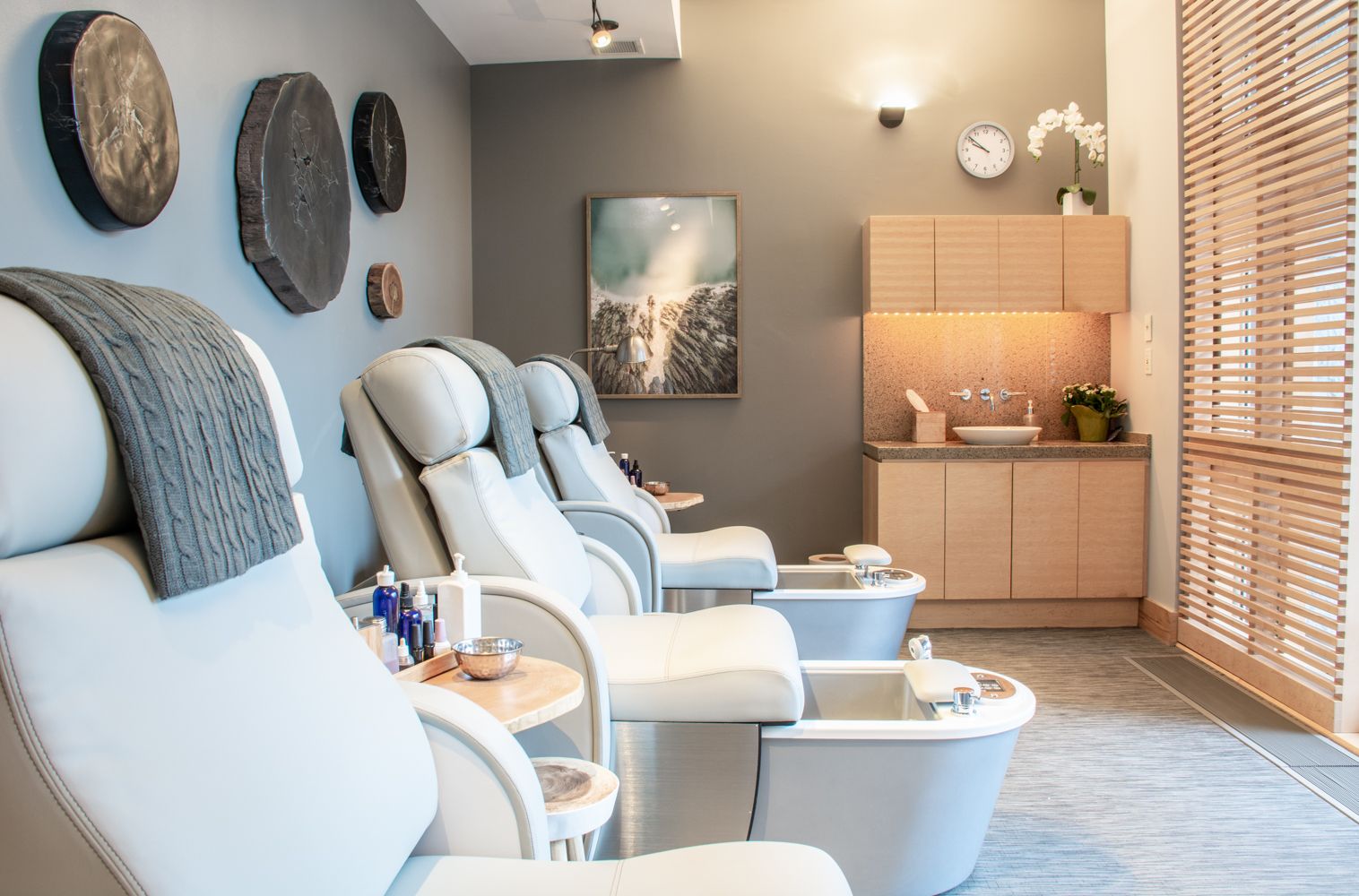 Pedicure treatment chairs in a row