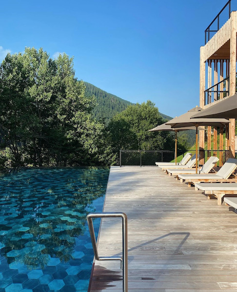 large infinity edge pool in the Dolomites