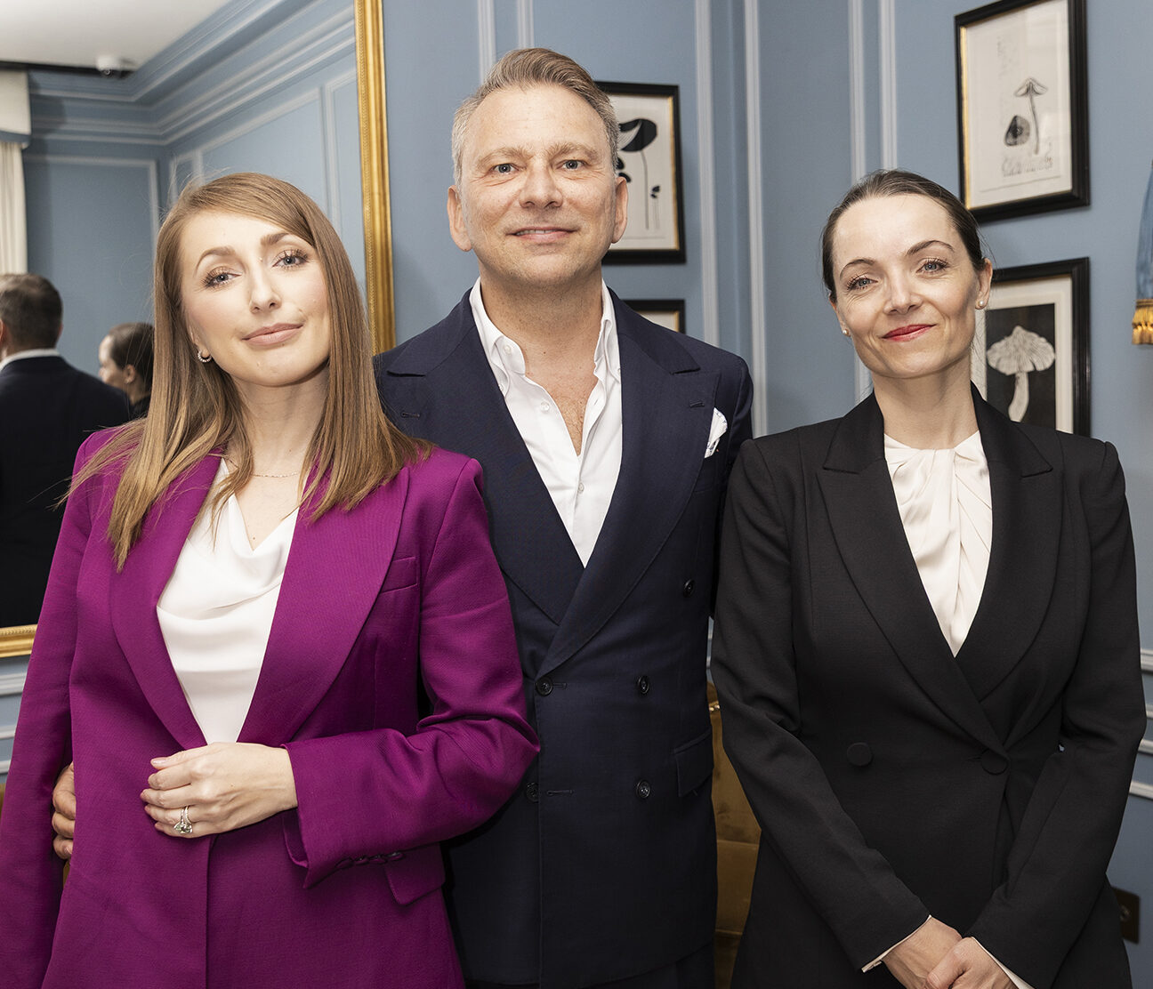 Two women and a man in business attire - Clinique La Prairie launches Epinome and Advanced Longevity Diagnostics